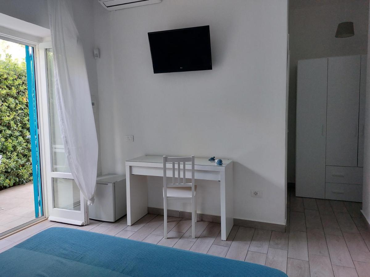 B&B Il Gabbiano 西塔德拉德尔卡波 外观 照片